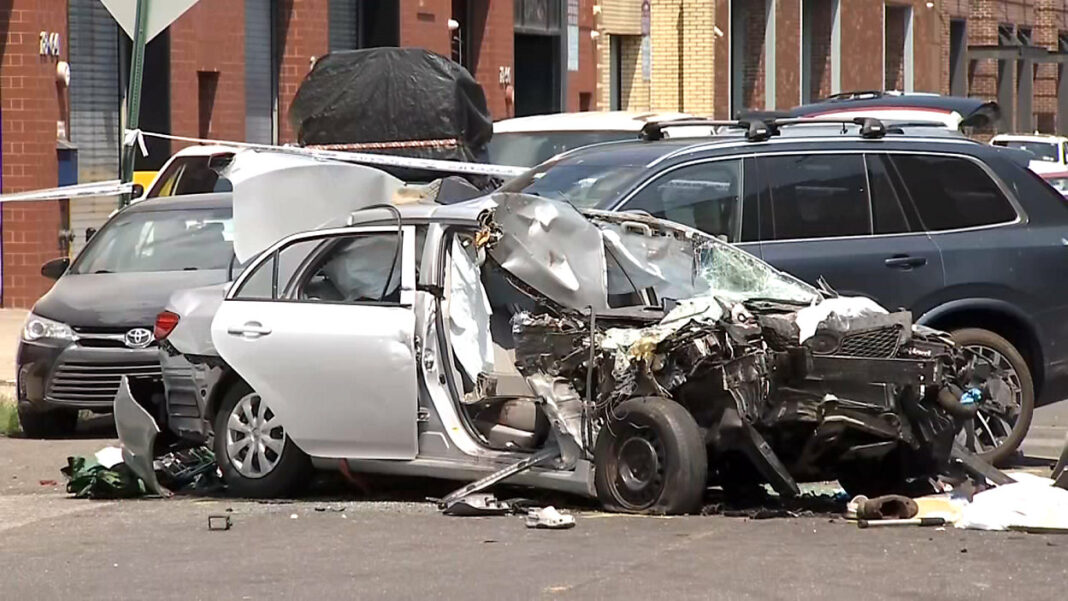 Tres muertos tras atropello de auto a peatones en Queens Tres muertos tras atropello de auto a peatones en Queens