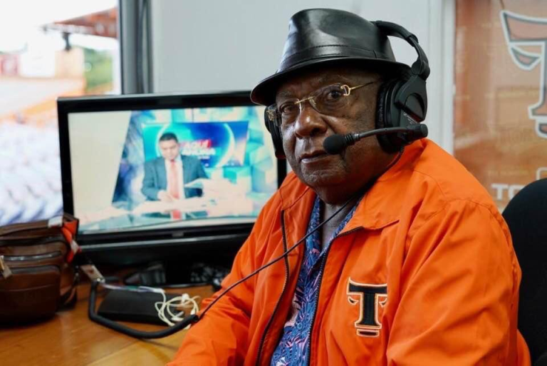 Fallece Juan Báez, narrador estrella de los Toros del Este