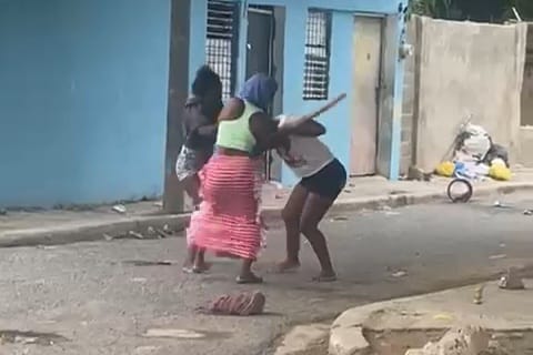 Pleitos entre haitianos siguen provocando indignación en la provincia fronteriza dominicana de Dajabón; piden sanciones