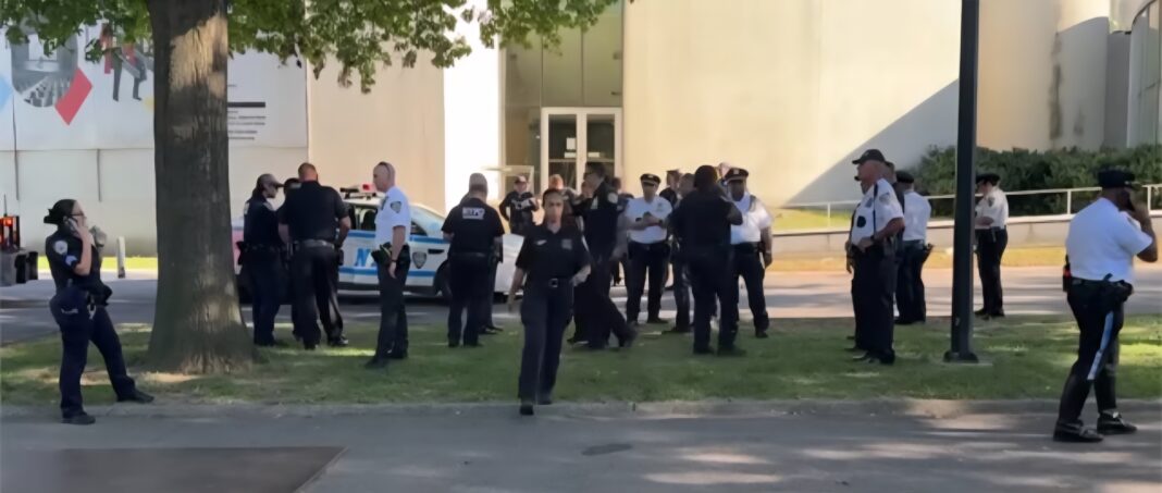 Hombre muere arrollado por patrulla policial cerca del US Open en Queens, Nueva York