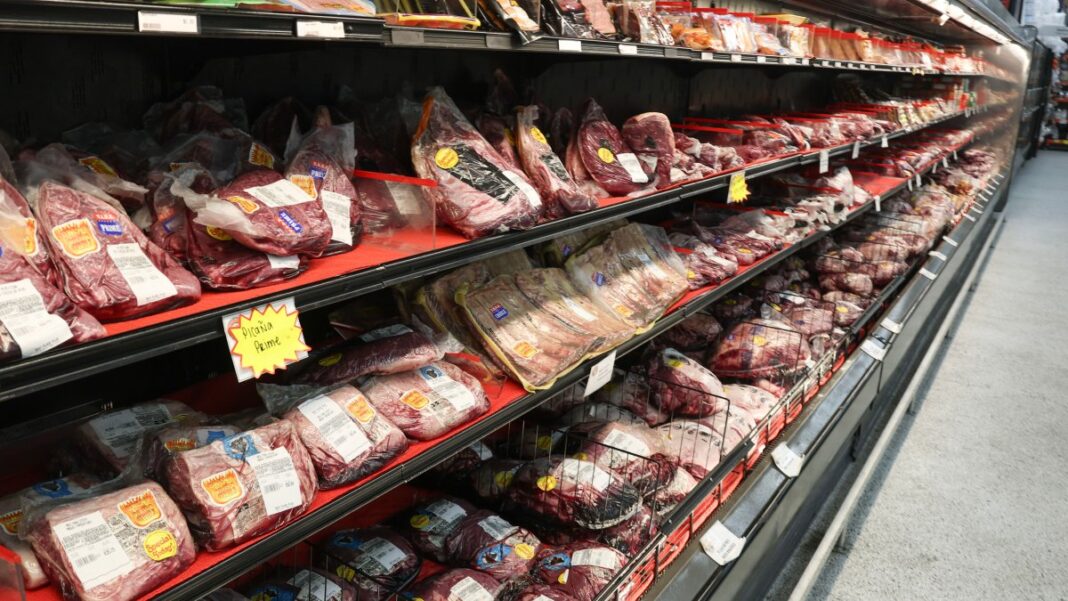 Retiran del mercado miles de libras de productos de carne