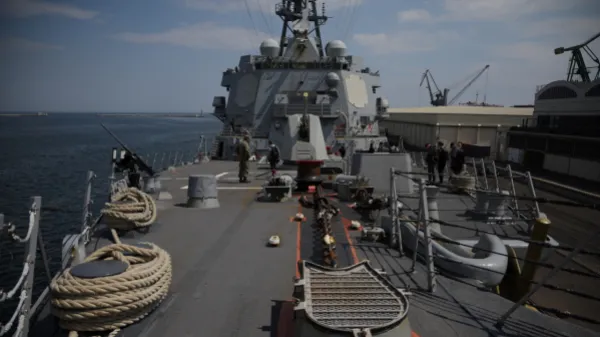 Francia se suma a Estados Unidos y refuerza presencia militar en el Caribe