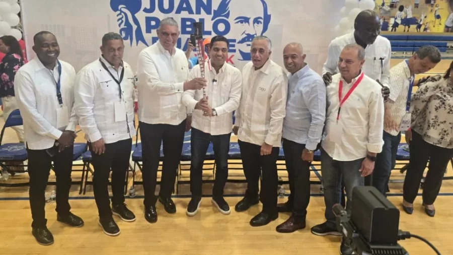 Ministro de Deportes Kelvin Cruz inaugura Juegos Juan Pablo Duarte en Nueva York