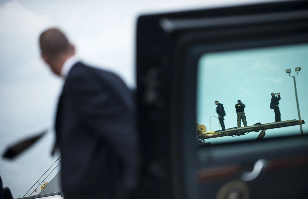 Agentes del Servicio Secreto desmantelan red que podría paralizar el sistema de telefonía celular de Nueva York