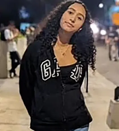 Celeste Rivas, de 15 años, identificada como la adolescente desmembrada encontrada en el Tesla de D4vd, mientras su madre revela que tenía un novio llamado ‘David’