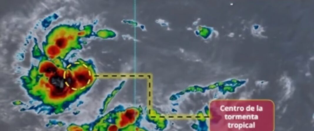 El huracán Kiko se forma en el Pacífico y avanza hacia el oeste