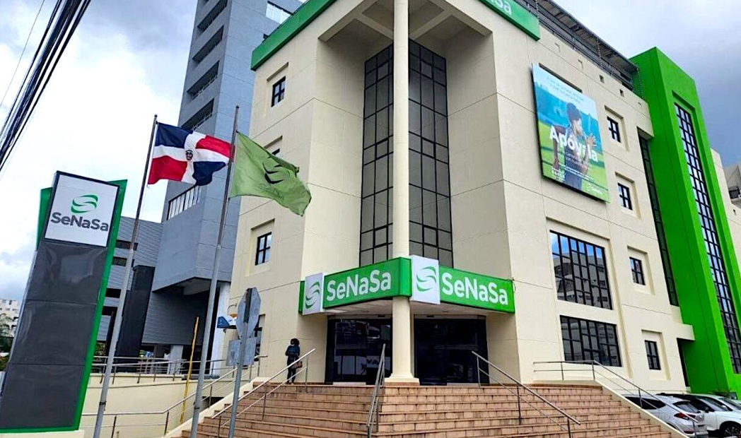 Exdirector de Senasa denunció que en esa institución pública se crearon doble contabilidad que supera un déficit de 20 mil millones de pesos, la cuál ocultaron a la SISALRIL