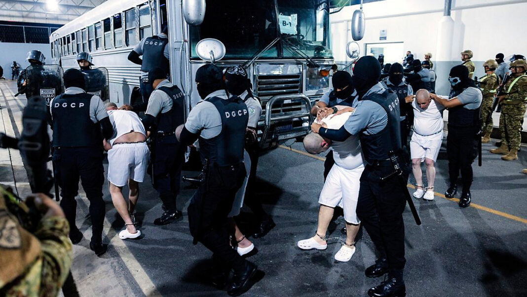 Fallo contra el uso de ley de Enemigos Extranjeros para deportaciones de presuntos pandilleros