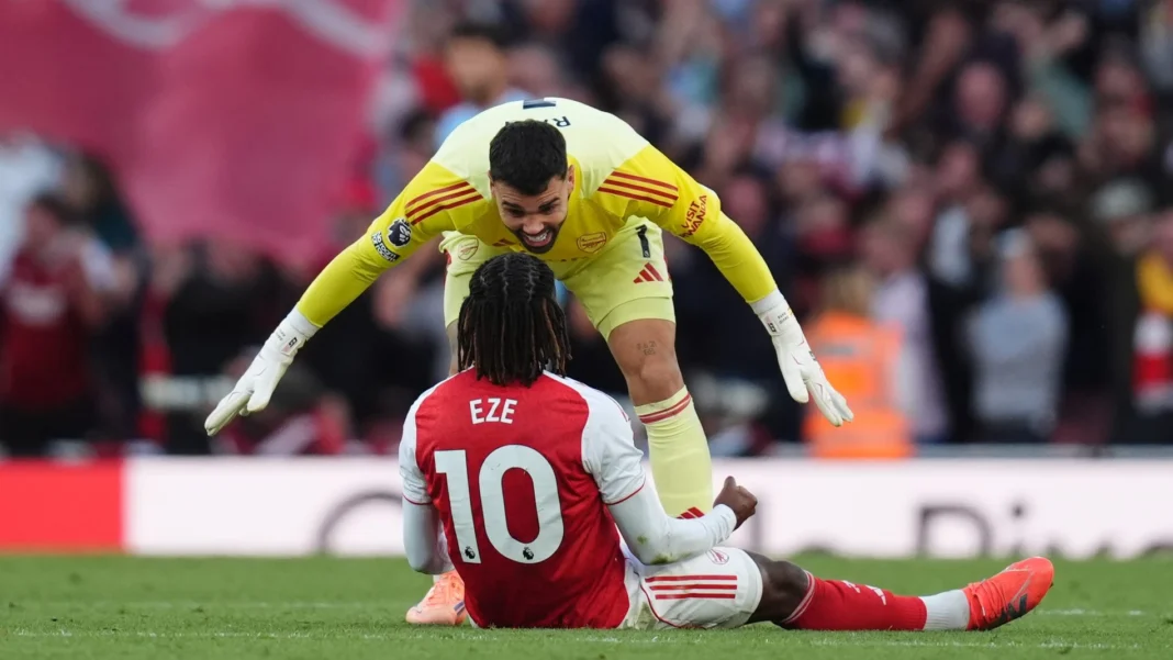 Tragedia en el fútbol inglés: muere a los 21 años un exjugador del Arsenal, tras una lesión cerebral en pleno partido