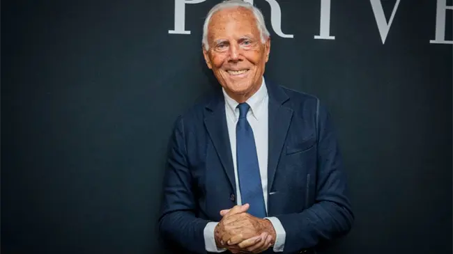 El diseñador Giorgio Armani, el «rey» de la moda italiana, murió a los 91 años