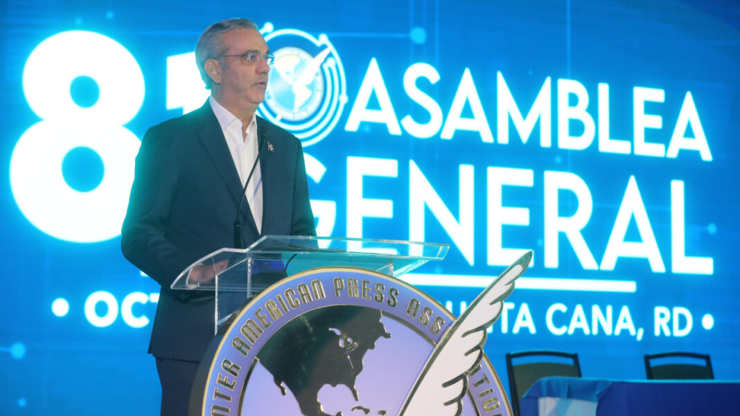 Presidente dominicano, Luis Abinader, afirma: «La libertad de prensa es fundamental para la democracia»