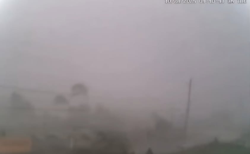 Poderoso huracán Melissa categoría 5 golpea con toda su furia a Jamaica