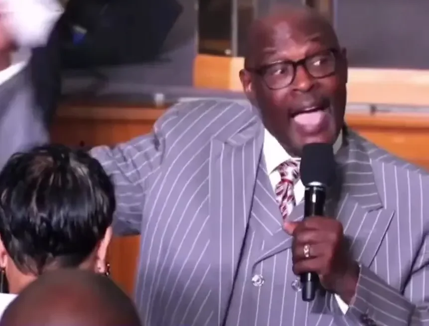 Obispo de Detroit, Marvin Winans, en el ojo del huracán por criticar a un miembro de la iglesia por una donación de $1,200