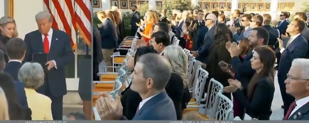 Trump entrega Medalla Presidencial de la Libertad post mortem a Charlie Kirk en su cumpleaños