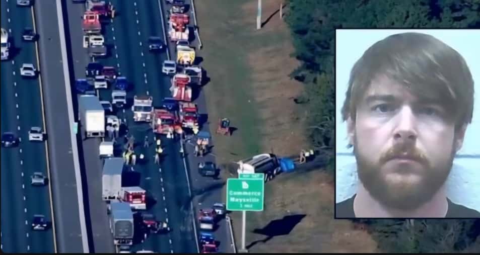 Familiares de 8 salvadoreños fallecidos en un choque en EEUU tratan de asimilar la tragedia