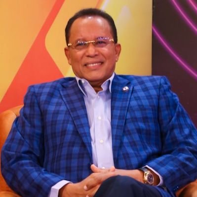 El gobierno del cambio, un ruido innecesario, un consulado cerrado para un mayor general retirado, con una sombra en su hoja de servicio