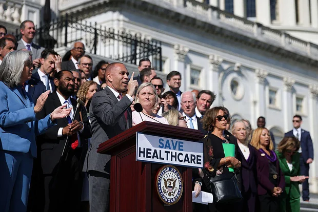 Senado celebra la novena votación para financiar el gobierno norteamericano, cuyo cierre lleva 15 días