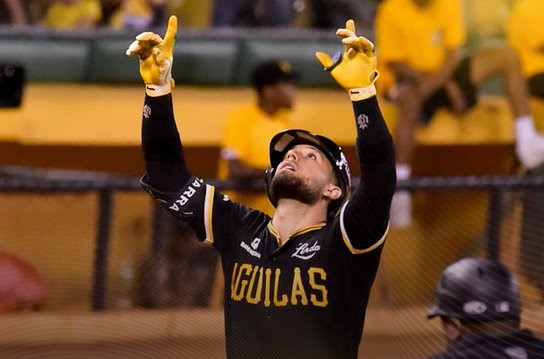 Águilas complican más a los Gigantes