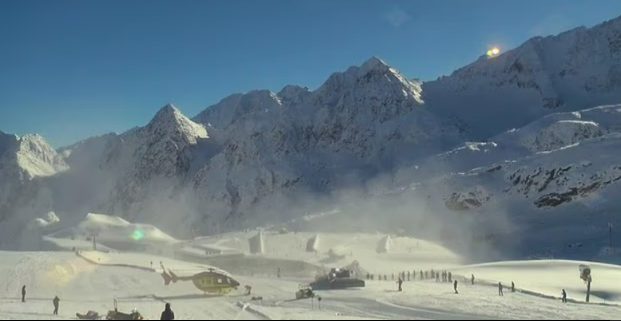 Realizan búsqueda tras avalancha en glaciar de Austria que sepultó a esquiadores y snowboarders