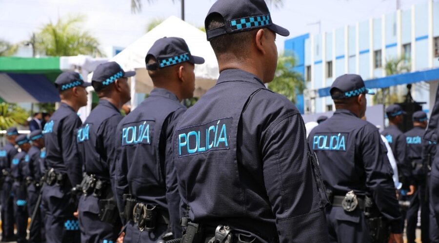 Sentencia del TC, que pone fin a castigos a policías y militares por relaciones homosexuales cae como balde de agua fría en sectores cristianos