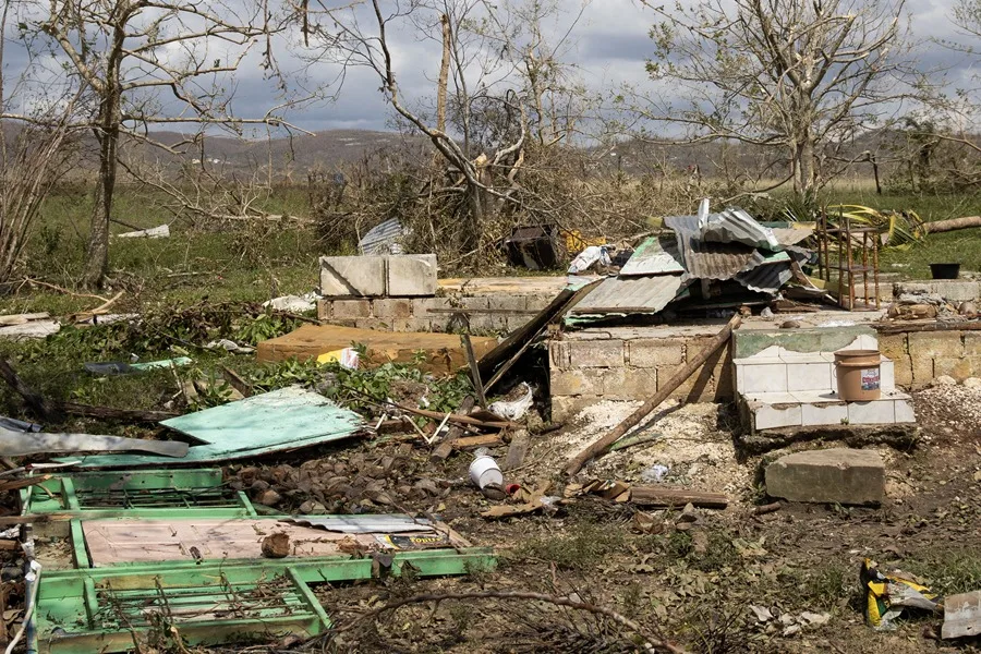 Huracán Melissa deja al menos 50 muertos en el Caribe y catastróficos daños