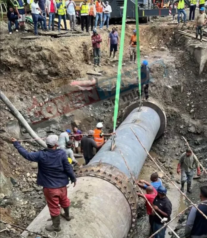 Coraasan da toques finales a avería en tubería matriz, que mantiene sin agua a Santiago y Moca por varios días