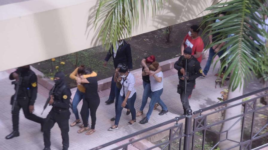 Tribunal de Santiago condena a prisión a estafadores de envejecientes en EE. UU.