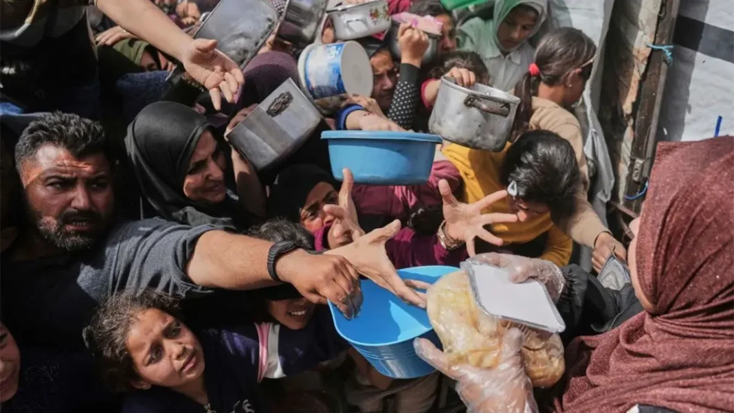 Abás agradece a China el envío de 100 millones de dólares en ayuda humanitaria para Gaza