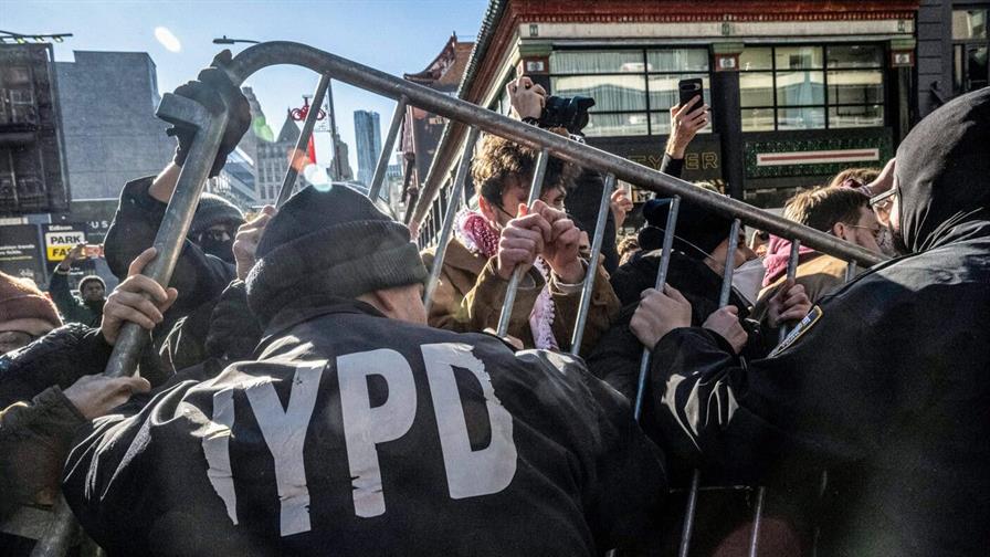Organizaciones denuncian arrestos durante protestas contra ICE en Manhattan