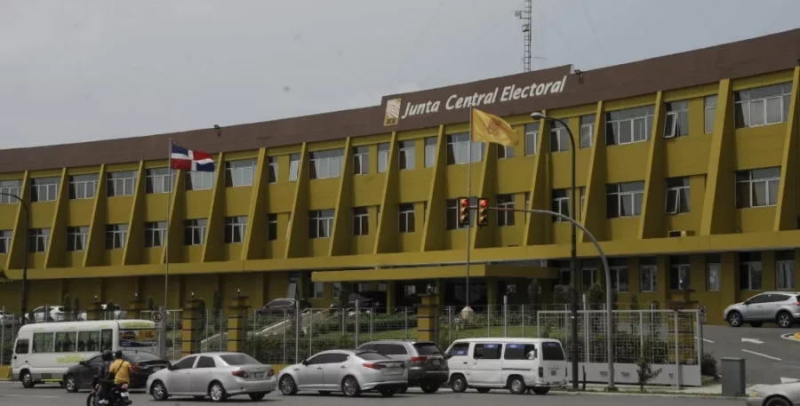 JCE amenaza sancionar a la Fuerza del Pueblo