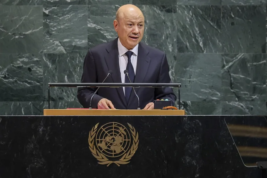 El Gobierno yemení impone estado de emergencia y rompe acuerdo de defensa con Emiratos