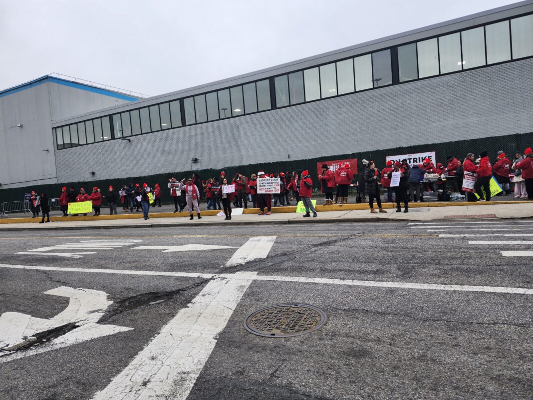 Entra a su tercer día de huelga de las enfermeras de la ciudad de Nueva York