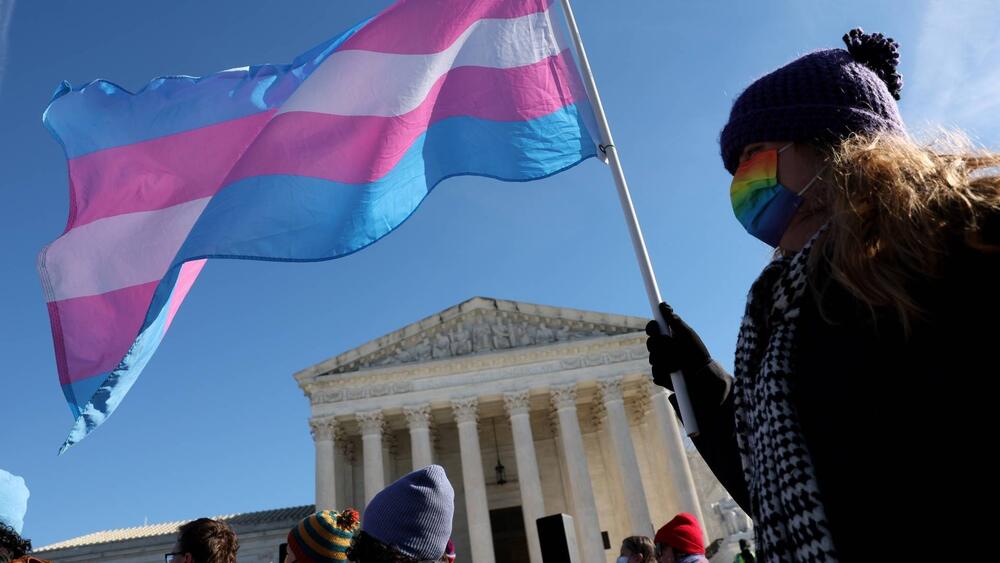 La Corte Suprema se inclina por respaldar el veto a atletas trans en deportes escolares