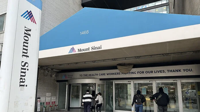 Miles de enfermeras de cinco hospitales de la ciudad de Nueva York se preparan para una posible huelga