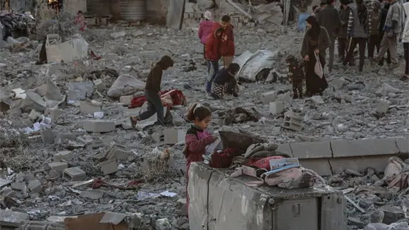 Ya son 26 los palestinos muertos hoy en Gaza por ataques israelíes pese al alto el fuego