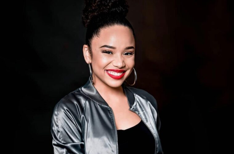 Chelsy Bautista, hija de comediante Chedy García denuncia allanamiento erróneo en su apartamento