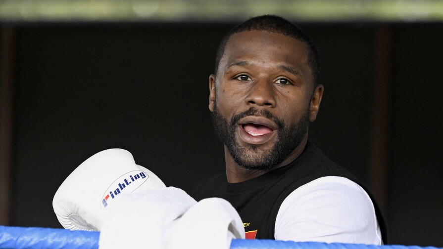 Floyd Mayweather anuncia que vuelve al boxeo
