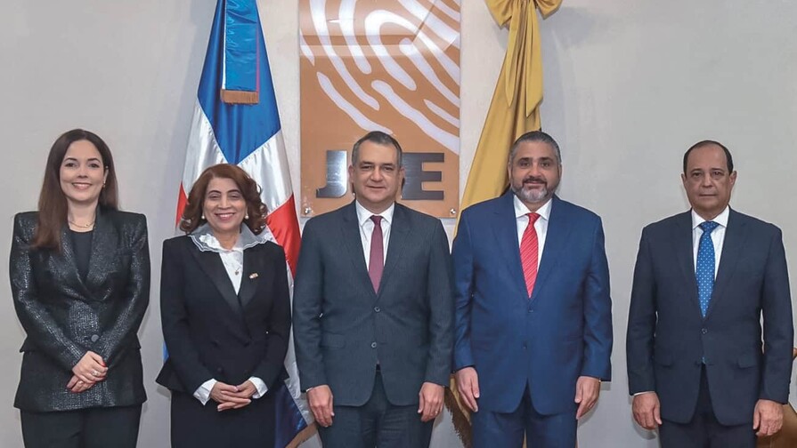 Junta Central Electoral pone en marcha reglamento que impide a ciudadano figurar en 2 o más partidos políticos