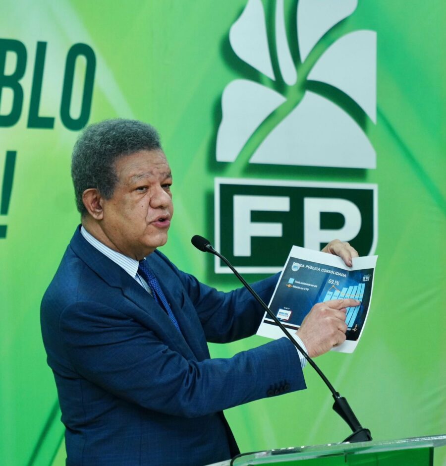 Expresidente Leonel Fernández arremete contra Abinader: “Lo que resulta inocultable es el retroceso con los apagones y obras paralizadas”