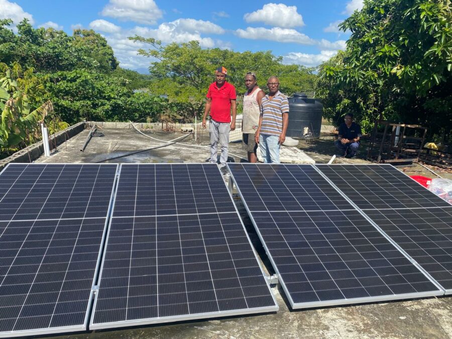 Nuevo reglamento eléctrico afectaría a hogares y comercios con paneles solares, alerta CODUE