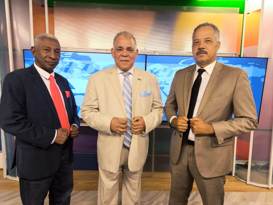 Erasmo Chalas es comentariasta oficial en programa Democracia Tv en RD