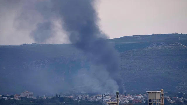Irán advierte a Estados Unidos contra una invasión terrestre mientras la guerra se prolonga.