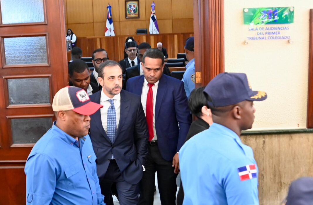 Abogados y familiares de las victimas de la tragedia del Jet Set reaccionan indignados antes nuevo aplazamiento de audiencia preliminar contra hermanos Espaillat