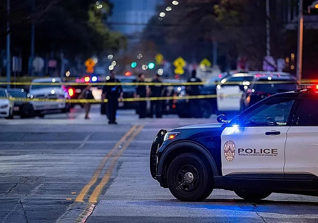 Investigan si tiroteo en Texas que dejó tres muertos y 18 heridos está relacionado con los ataques a Irán