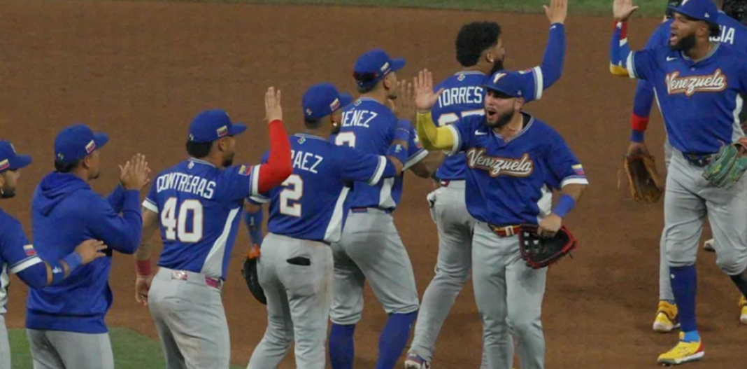 Venezuela da la sorpresa y se mete en semifinales del Clásico Mundial tras vencer a Japón