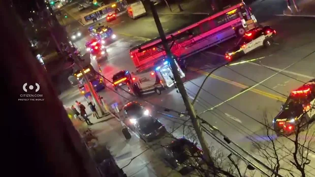 Conductor de autobús de la MTA se recupera en el hospital tras ser atacado en el trabajo. Conductor de autobús de la MTA se recupera en el hospital tras ser atacado en el trabajo.
