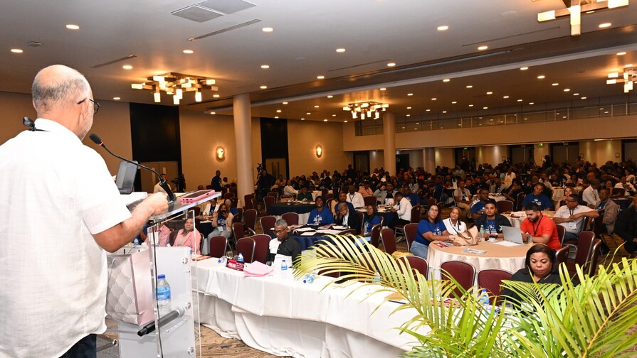 ADP propone eliminar promoción automática de estudiantes y priorizar el desarrollo de competencias El gremio realizó su Primer Congreso Pedagógico, en el cual afirma que aprobó 69 propuestas educativas