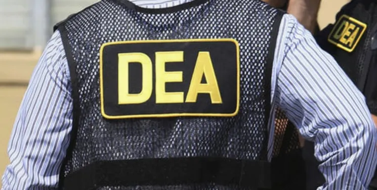 Apresan hispana del Bronx por vender cocaína en Westchester a un agente encubierto; varios hispanos apresados en otros casos Apresan hispana del Bronx por vender cocaína en Westchester a un agente encubierto; varios hispanos apresados en otros casos