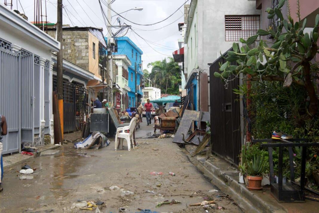 Por qué Santo Domingo se sigue inundando cada vez que llueve Por qué Santo Domingo se sigue inundando cada vez que llueve