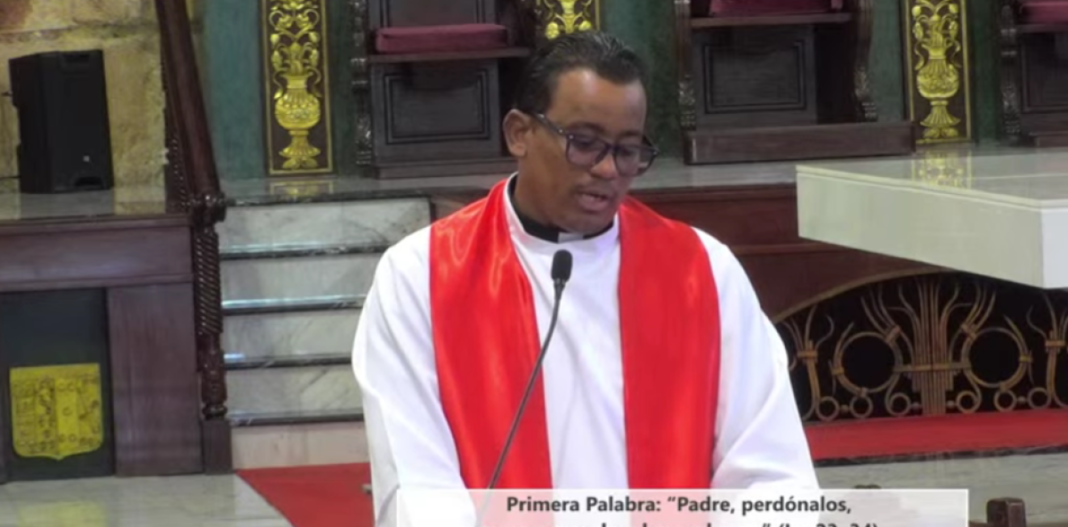 Sermón de las Siete Palabras: La Iglesia católica advierte sobre «influencers que confunden con falsos mensajes» Sermón de las Siete Palabras: La Iglesia católica advierte sobre «influencers que confunden con falsos mensajes»